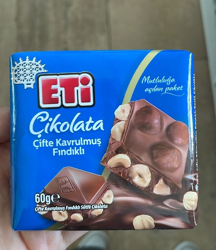 Eti Çifte Kavrulmuş Fındıklı Kare Çikolata